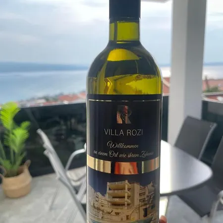 Mara * Crikvenica