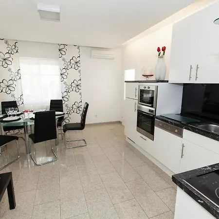 Mara Apartament Crikvenica