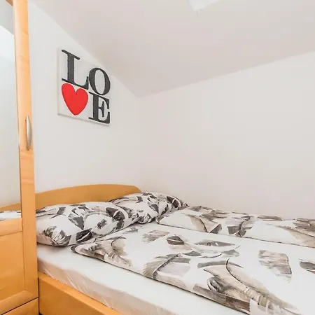 Mara Apartament Crikvenica