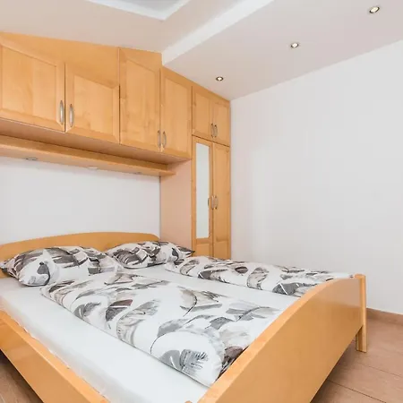 Apartment Mara