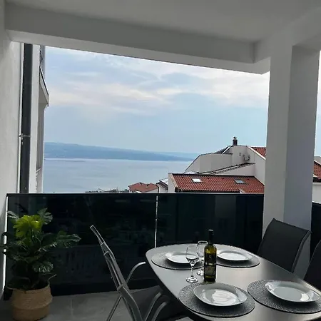 Mara * Crikvenica