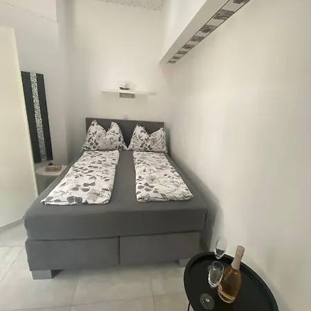 Mara Apartment